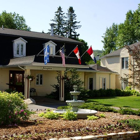 Hotel Relais St-Denis Saint-Sauveur-des-Monts Exterior foto